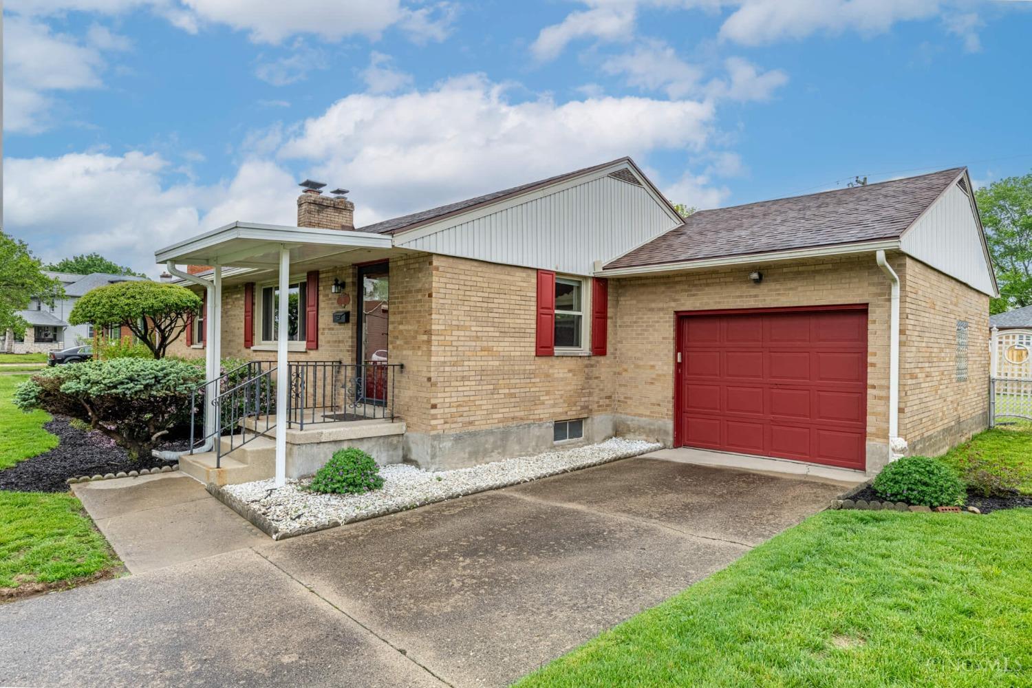 West Carrollton, Ohio 45449, United States, 3 Bedrooms Bedrooms, ,1 BathroomBathrooms,Residential,Pending,124025