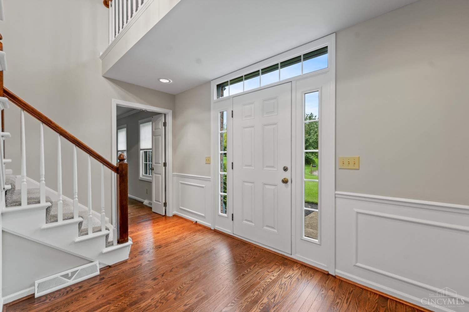 7044 Driftwood Lane