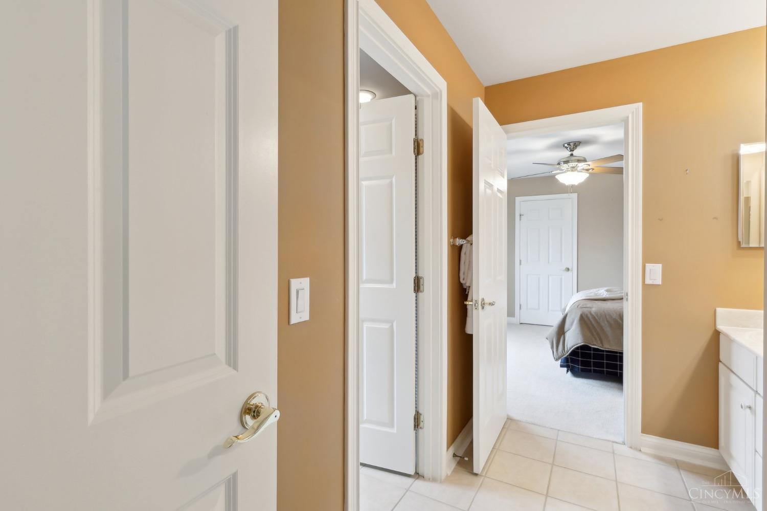 4381 Dorchester Court, West Chester, Ohio image 33