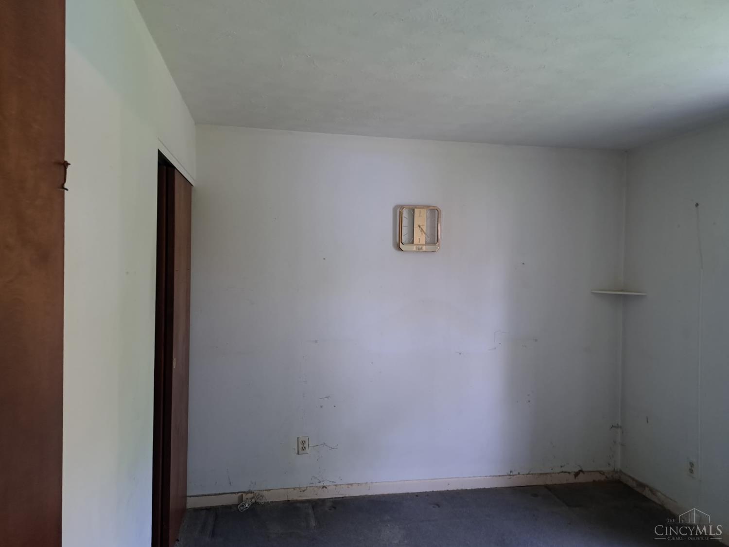 9697 Dunraven Drive, Colerain Twp, Ohio image 13