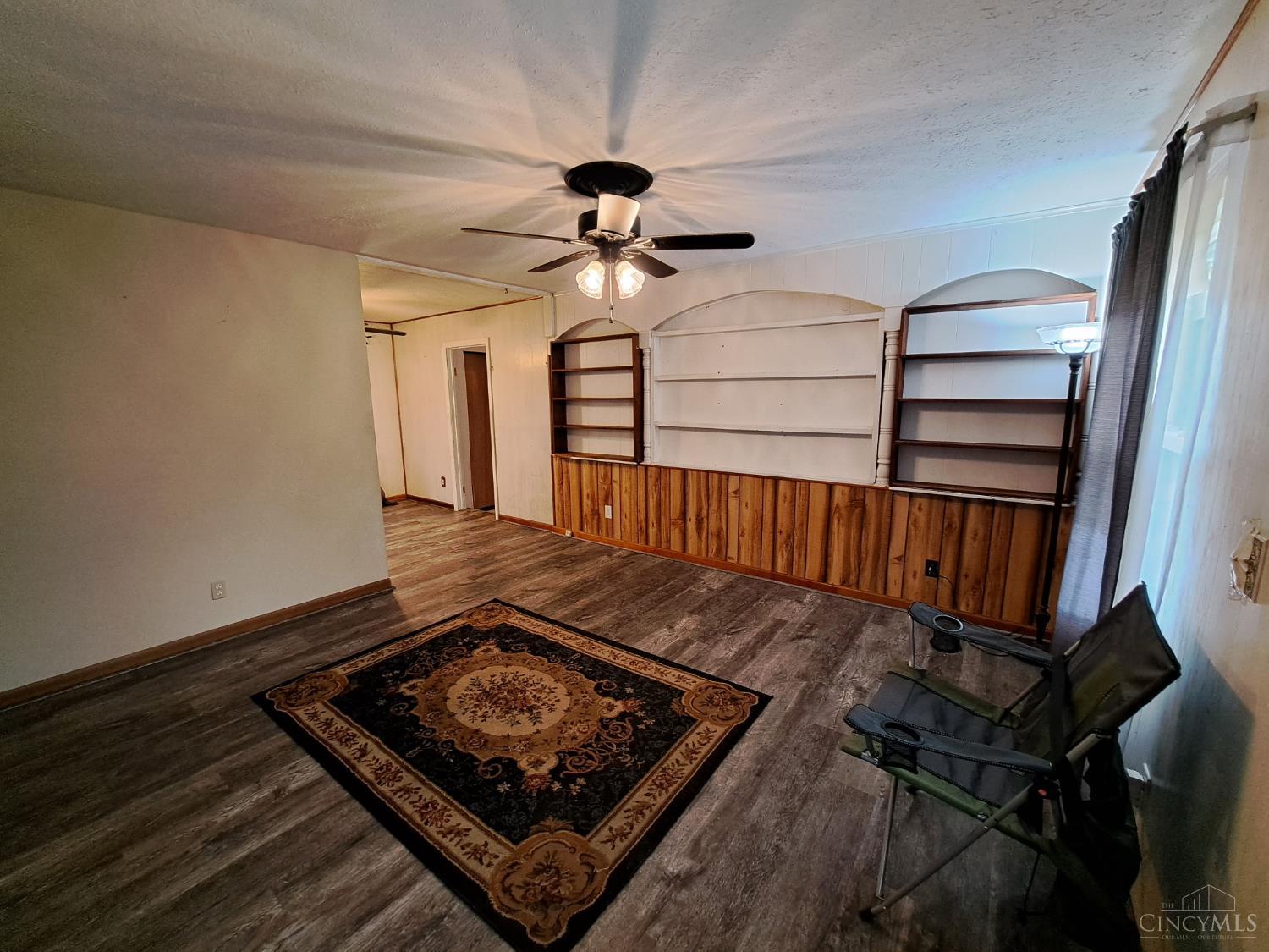 9697 Dunraven Drive, Colerain Twp, Ohio image 4