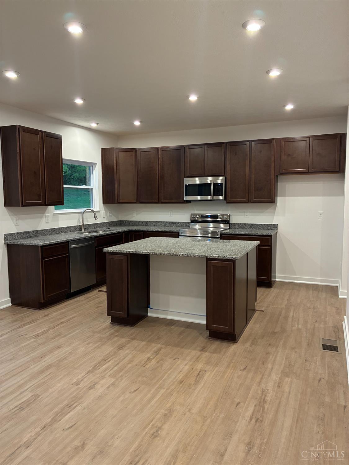 454 Loveland Miamiville Road