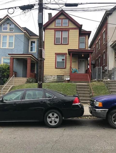 Photo of 2341 Stratford Avenue, Cincinnati, OH 45219 (MLS # 1878817)