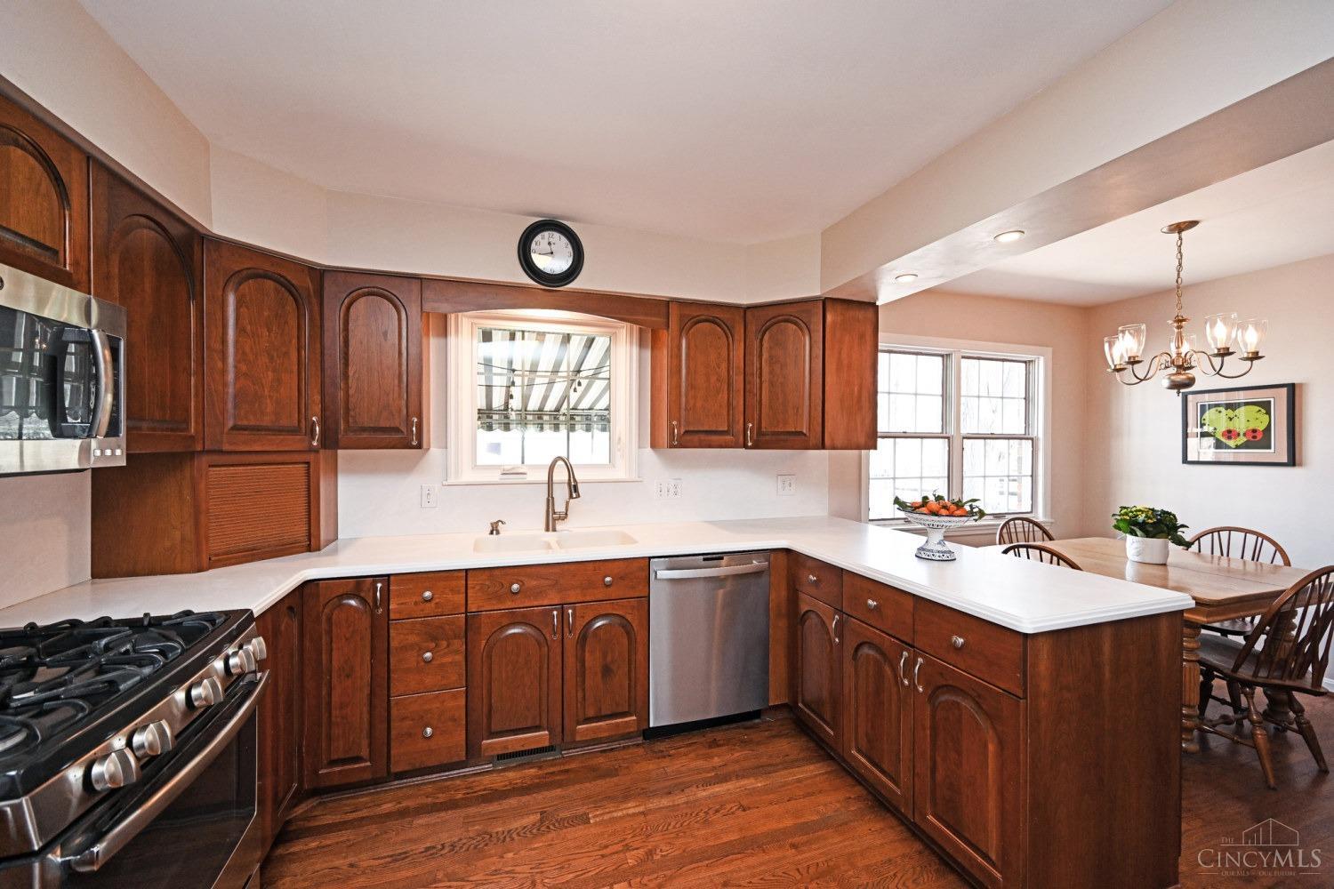 7150 Hamilton Hills Drive, Anderson Twp, Ohio image 15