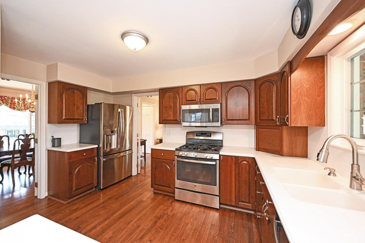 7150 Hamilton Hills Drive, Anderson Twp, Ohio image 12