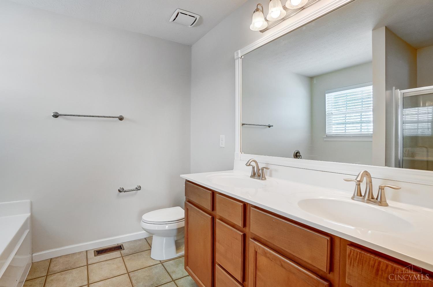 159 Shanda Drive, Monroe, Ohio image 37