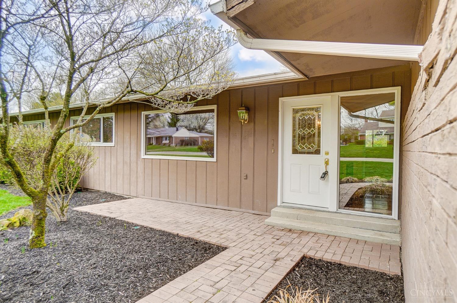 9509 Croton Drive, Montgomery, Ohio image 4