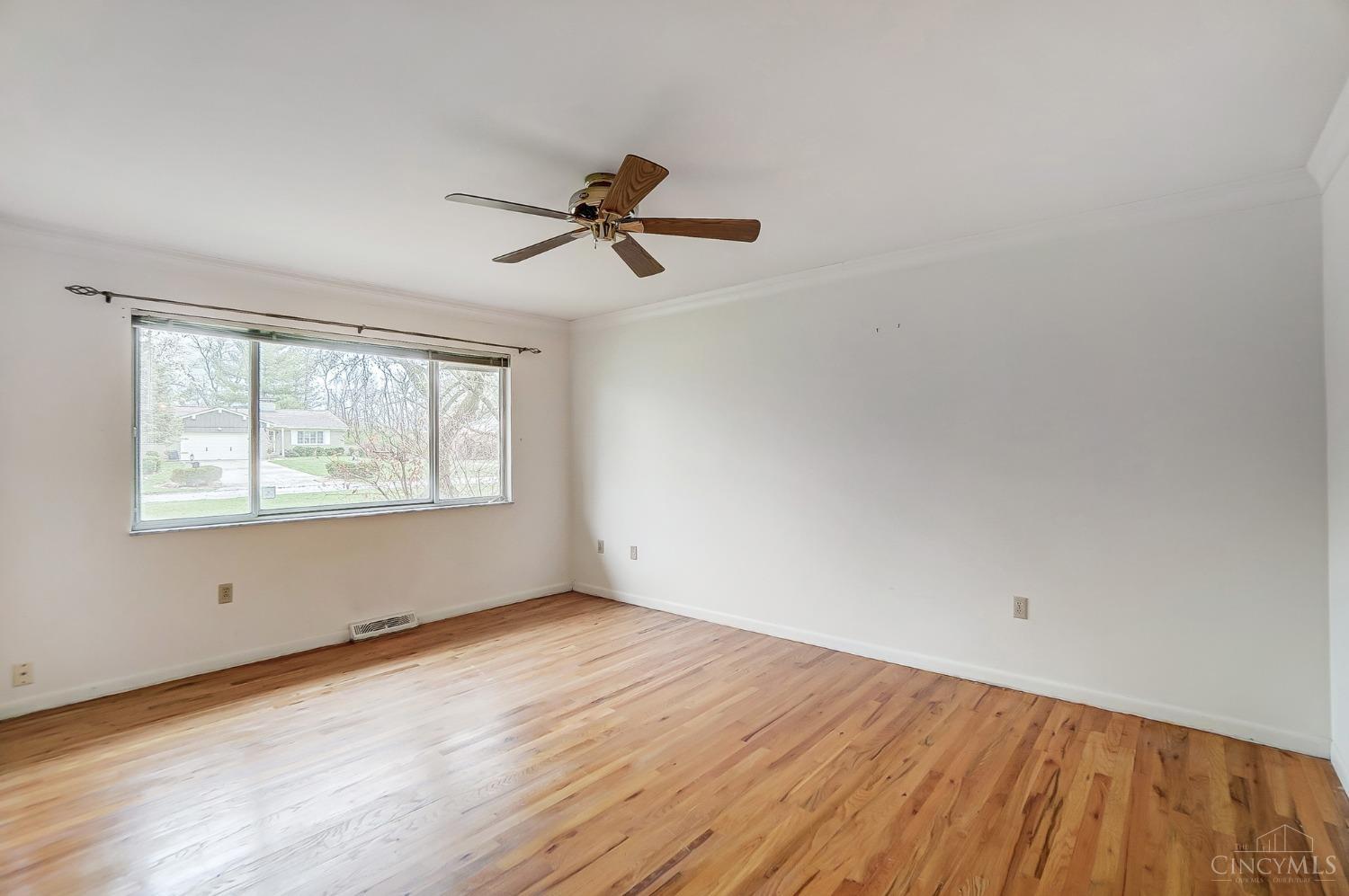 9509 Croton Drive, Montgomery, Ohio image 18