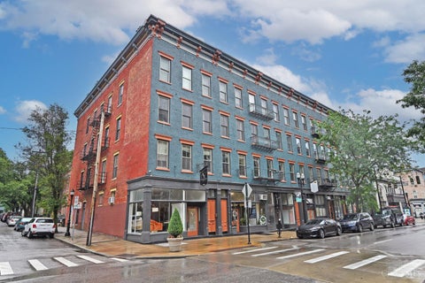 Condo For Sale - 1410 Main Street #2C<br/> Cincinnati, OH 45202