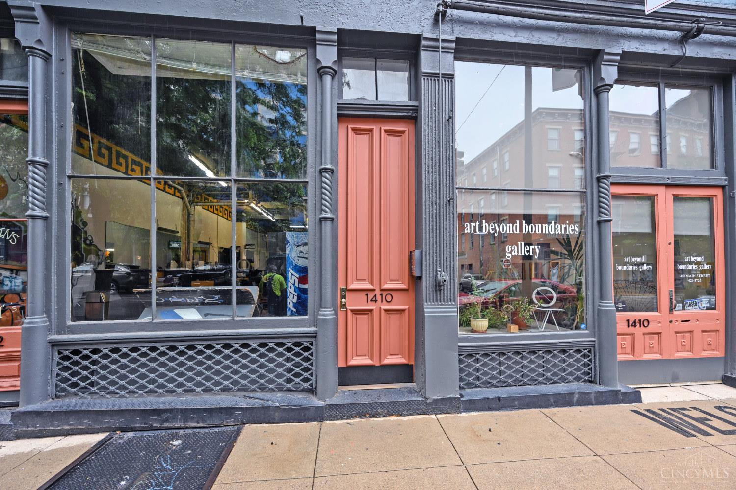 1410 Main Street 2C