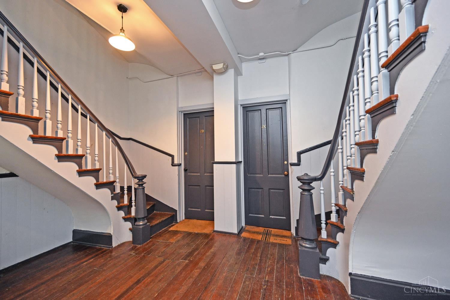 1410 Main Street 2C
