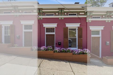 Photo of 525 Boal Street, Cincinnati, OH 45202 (MLS # 1876945)