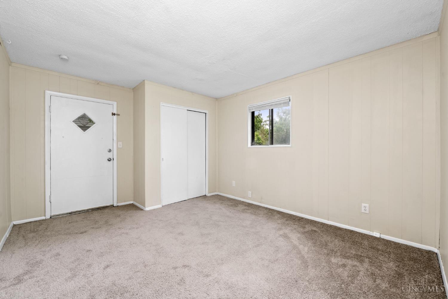 2409 Schon Drive, Colerain Twp, Ohio image 17