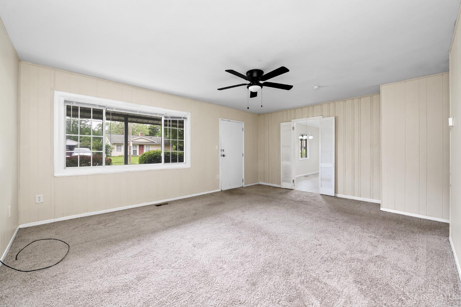 2409 Schon Drive, Colerain Twp, Ohio image 6