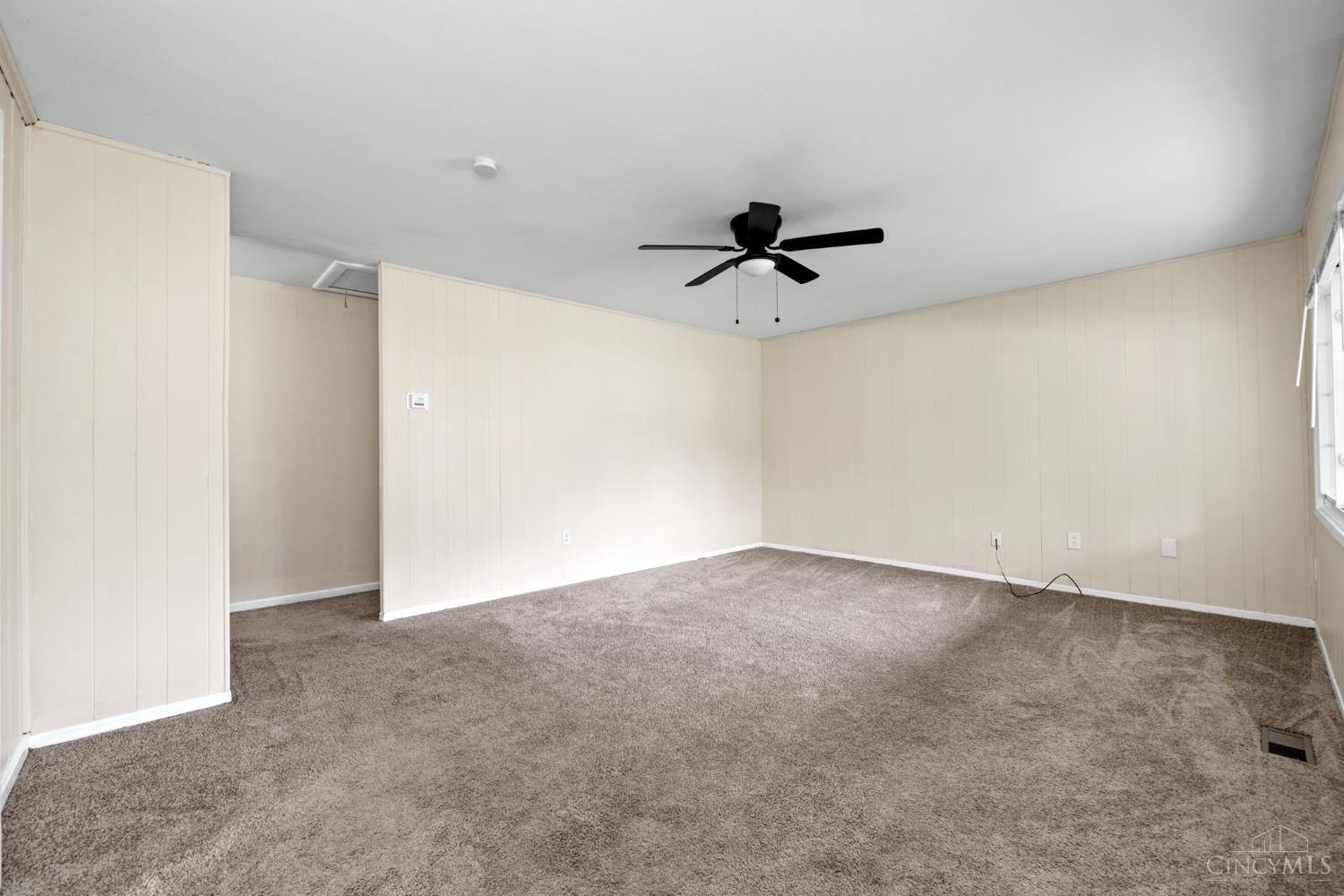 2409 Schon Drive, Colerain Twp, Ohio image 3