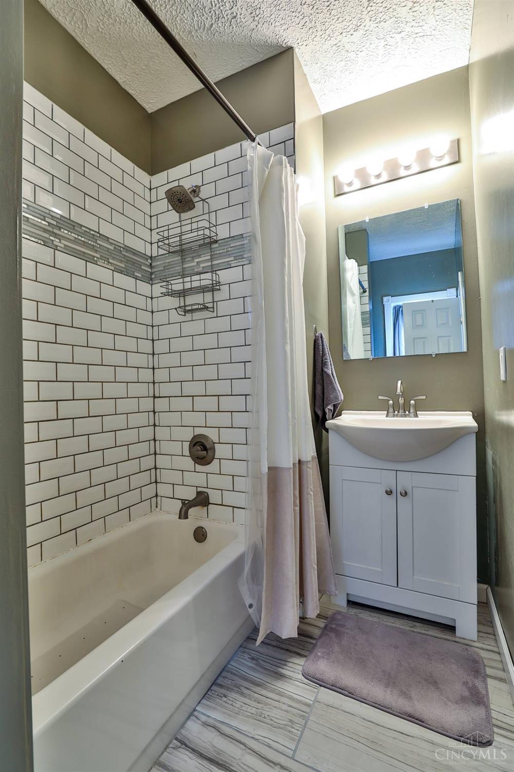 2418 Morton Avenue, Norwood, Ohio image 29