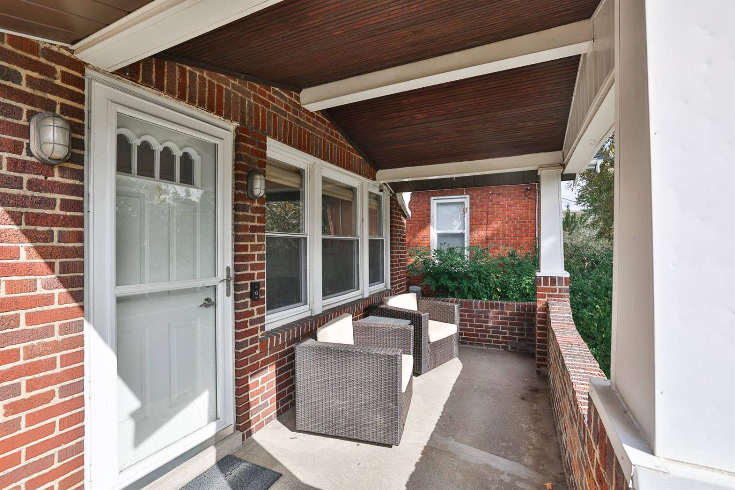 2228 Cathedral Avenue