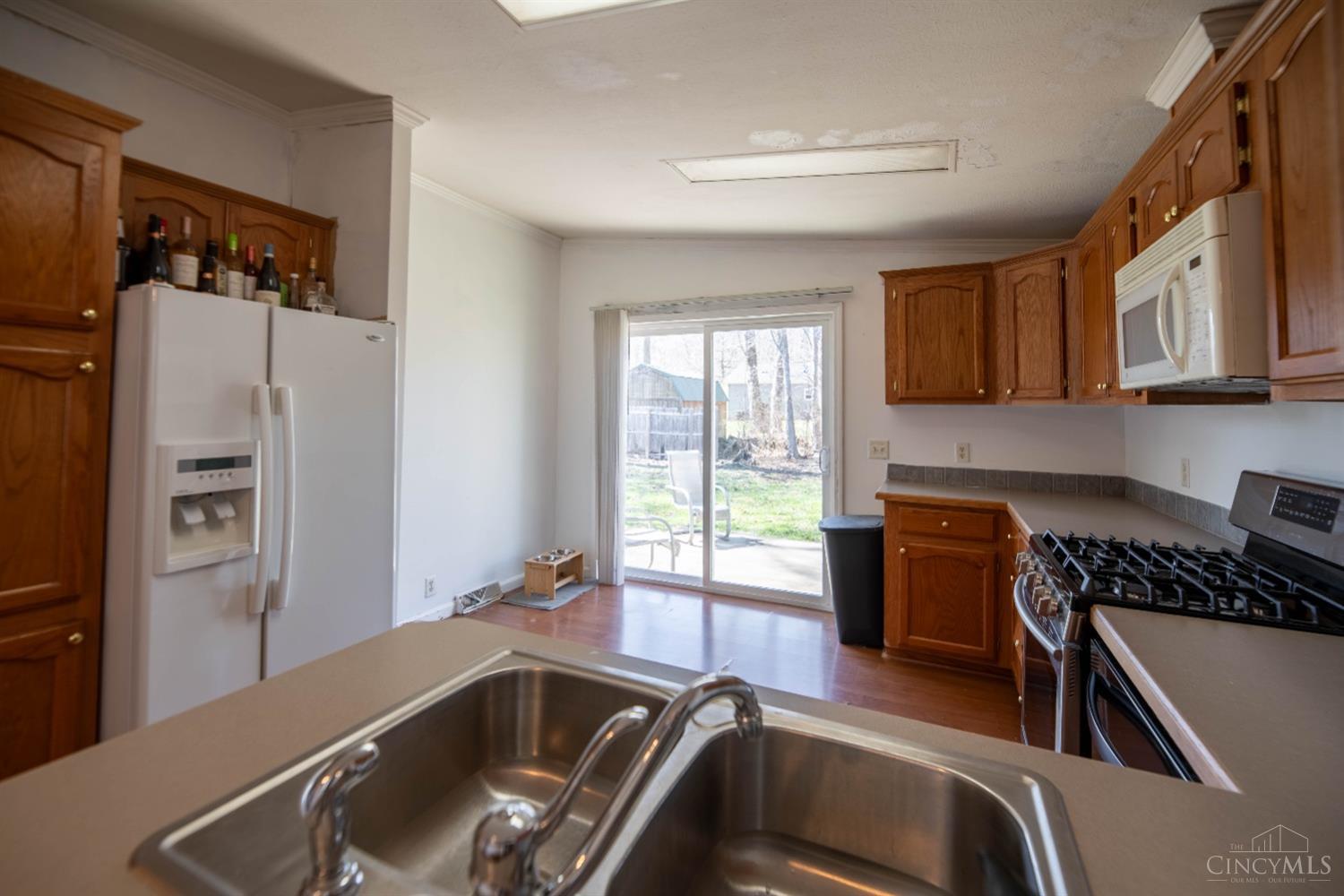 1552 Maryan Avenue, Batavia Twp, Ohio image 6