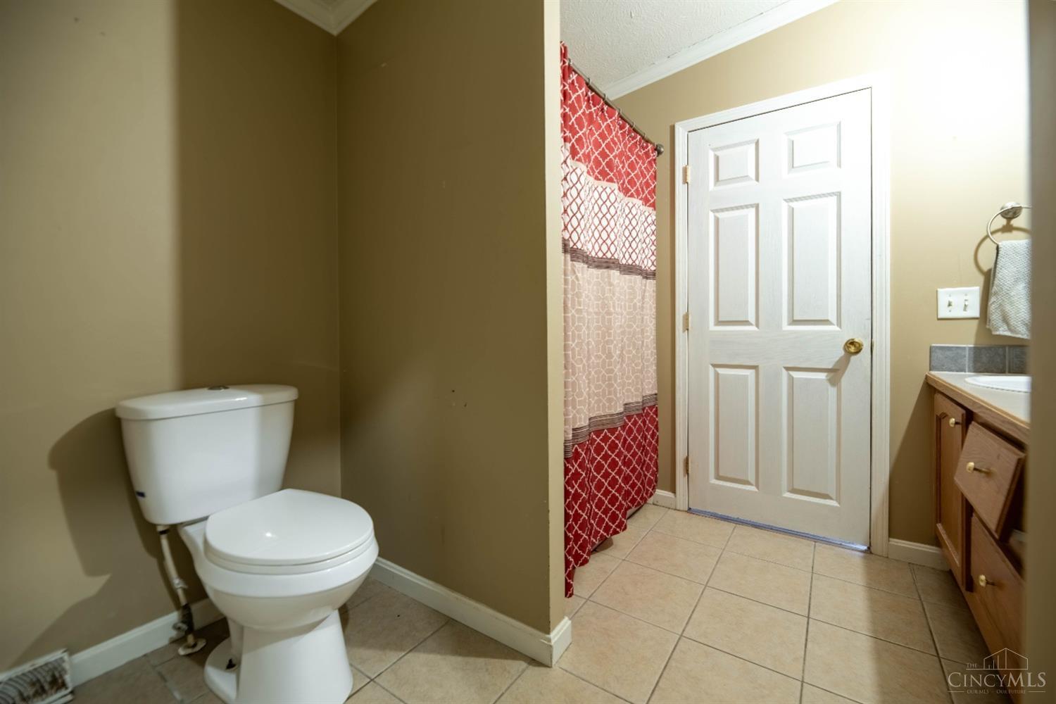 1552 Maryan Avenue, Batavia Twp, Ohio image 12
