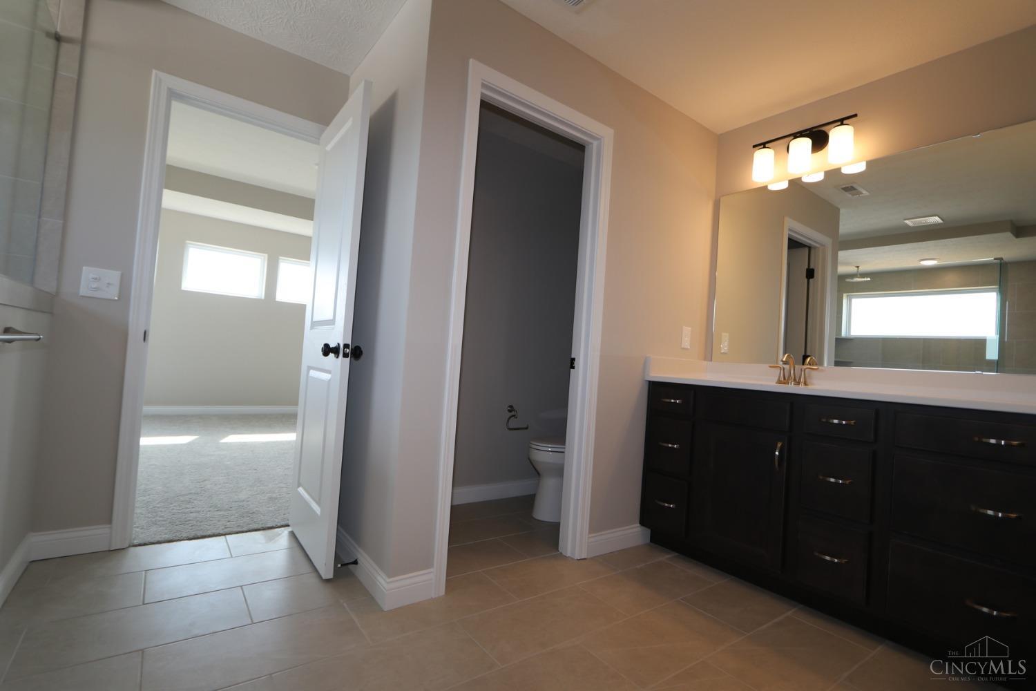 8245 Jade Court #131, West Chester, Ohio image 32