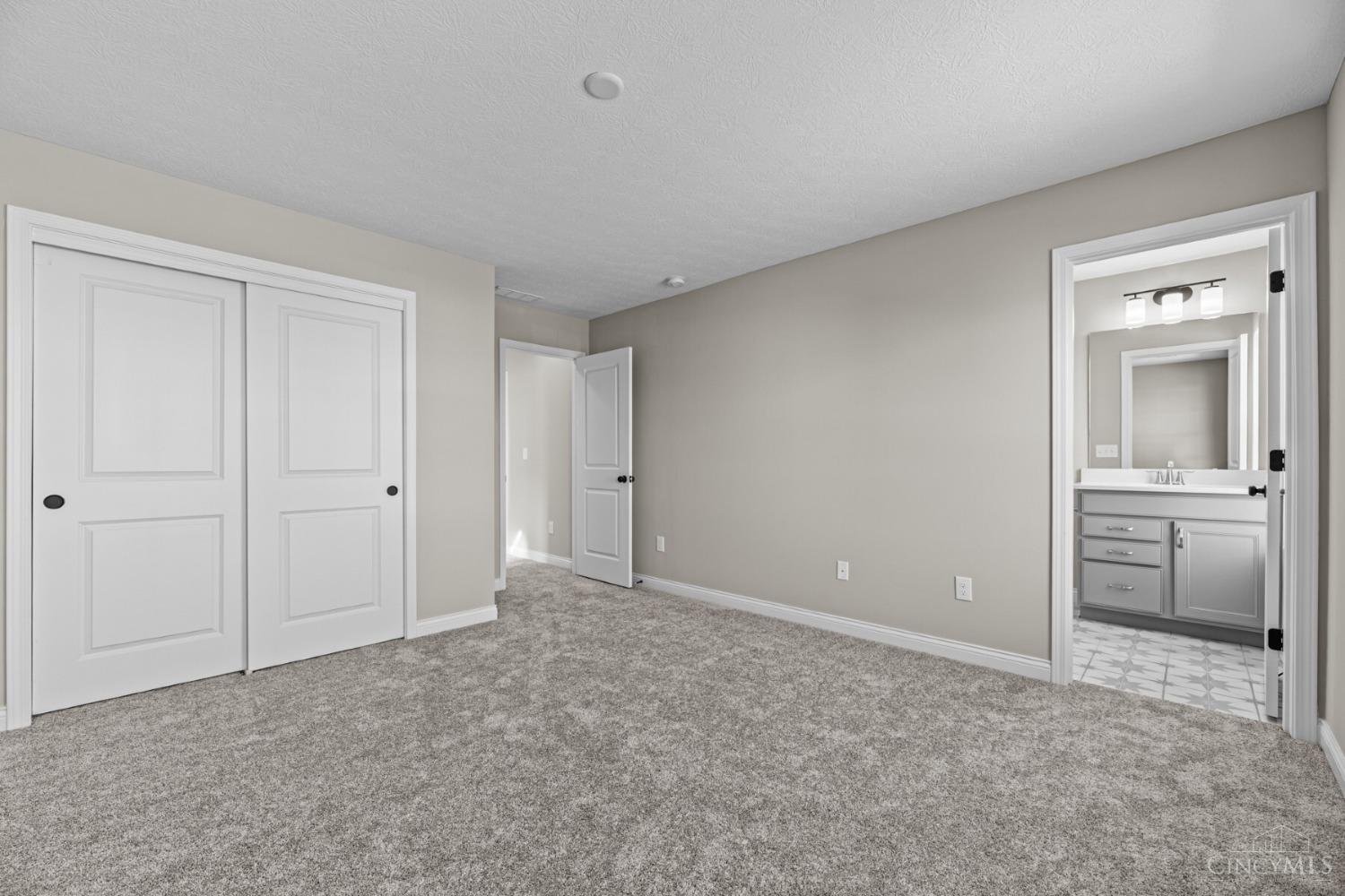 8245 Jade Court #131, West Chester, Ohio image 25
