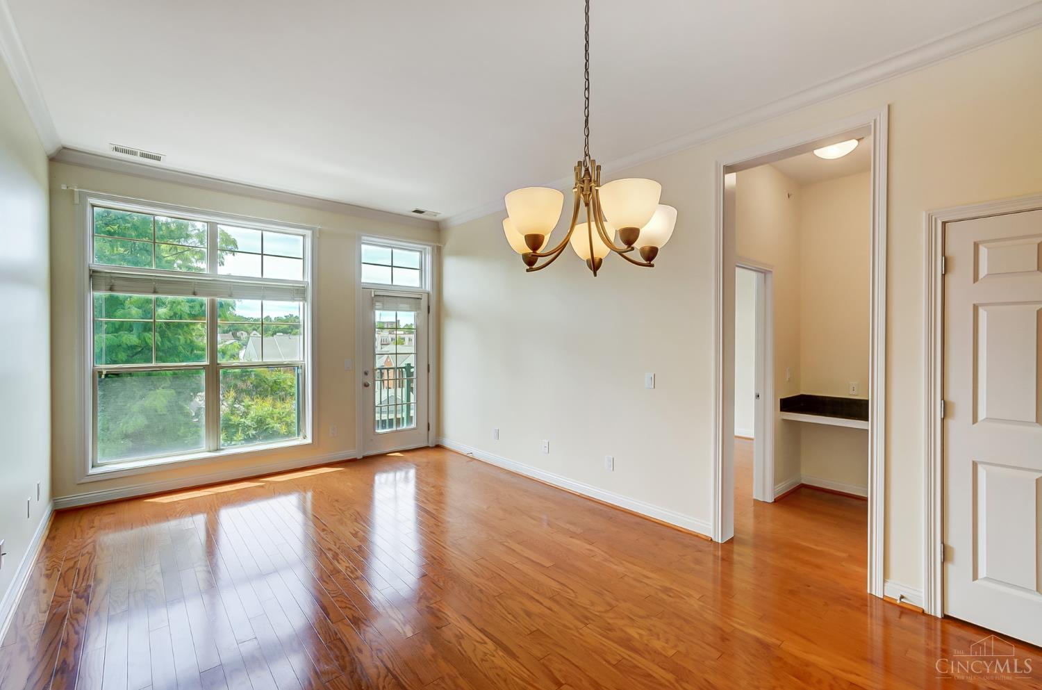 252 Stetson Street 303