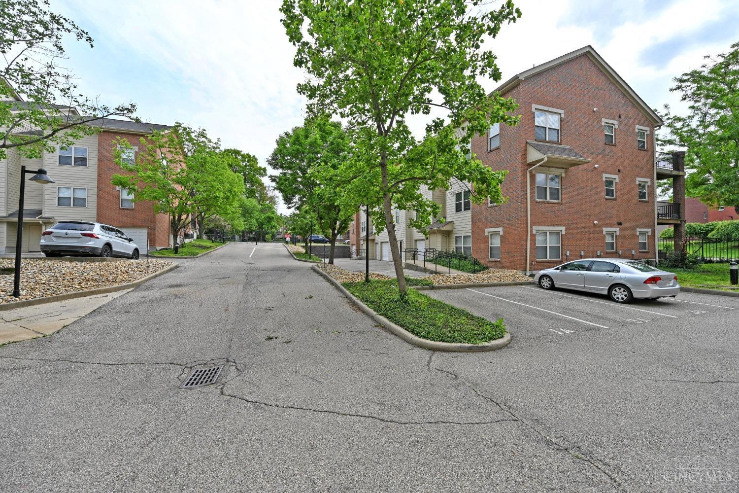 2822 Eden Avenue #4B, Cincinnati, Ohio image 40