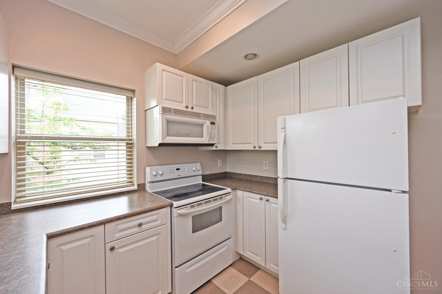 2822 Eden Avenue #4B, Cincinnati, Ohio image 11