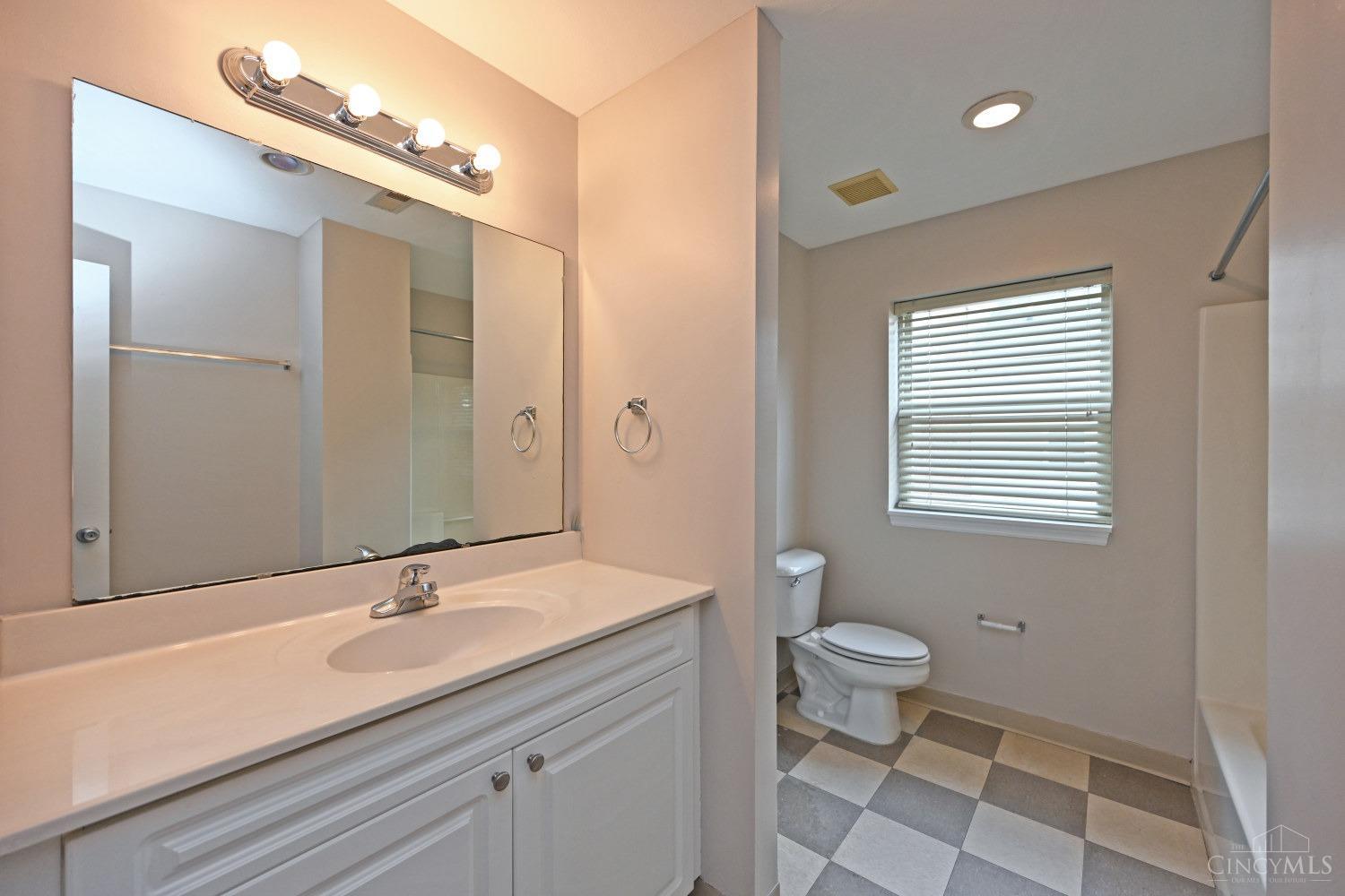 2822 Eden Avenue #4B, Cincinnati, Ohio image 28