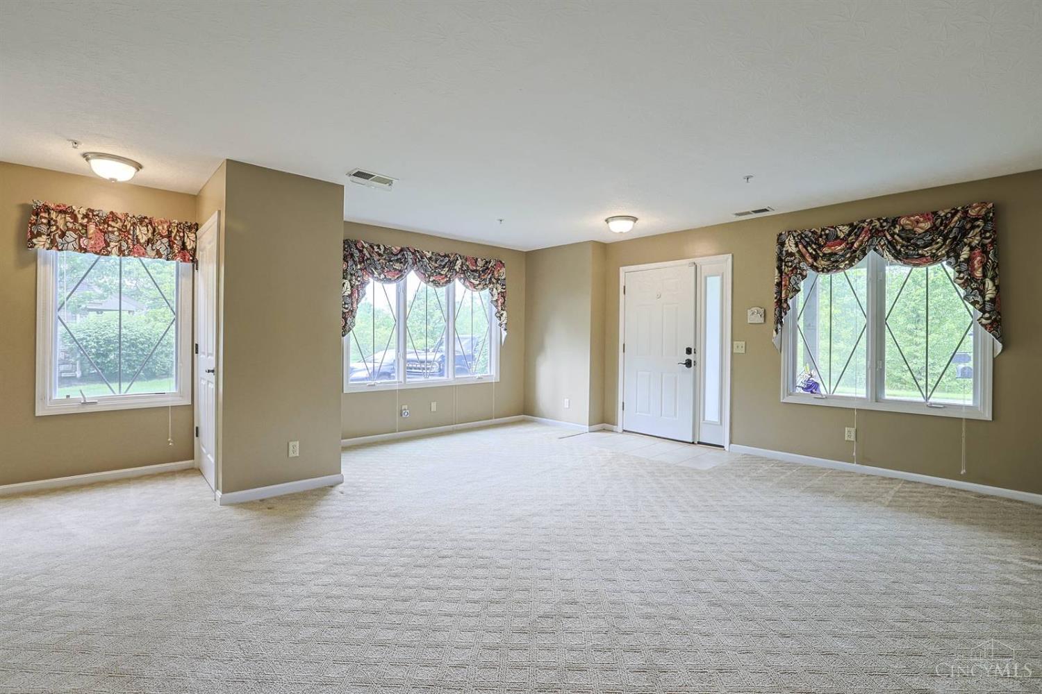 206 Edinburgh Lane 1-7