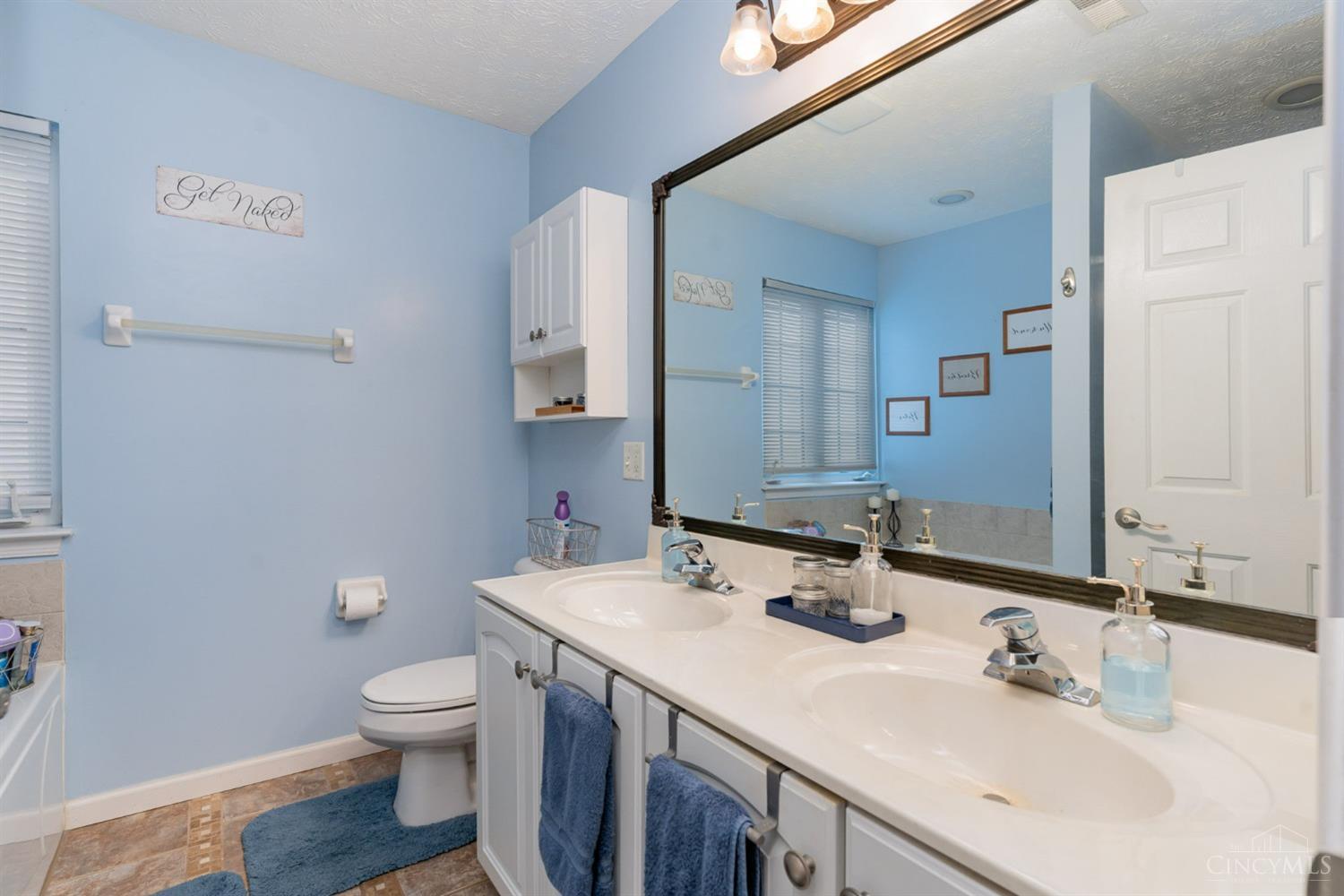120 Easton Manor Drive, Monroe, Ohio image 16