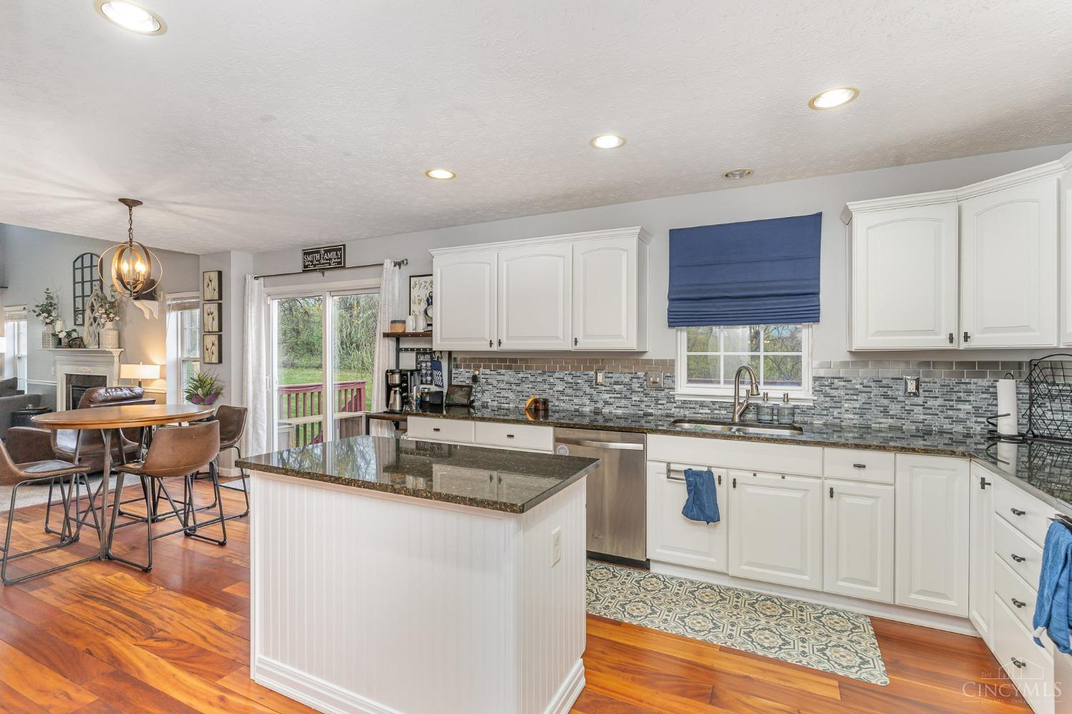 120 Easton Manor Drive, Monroe, Ohio image 9