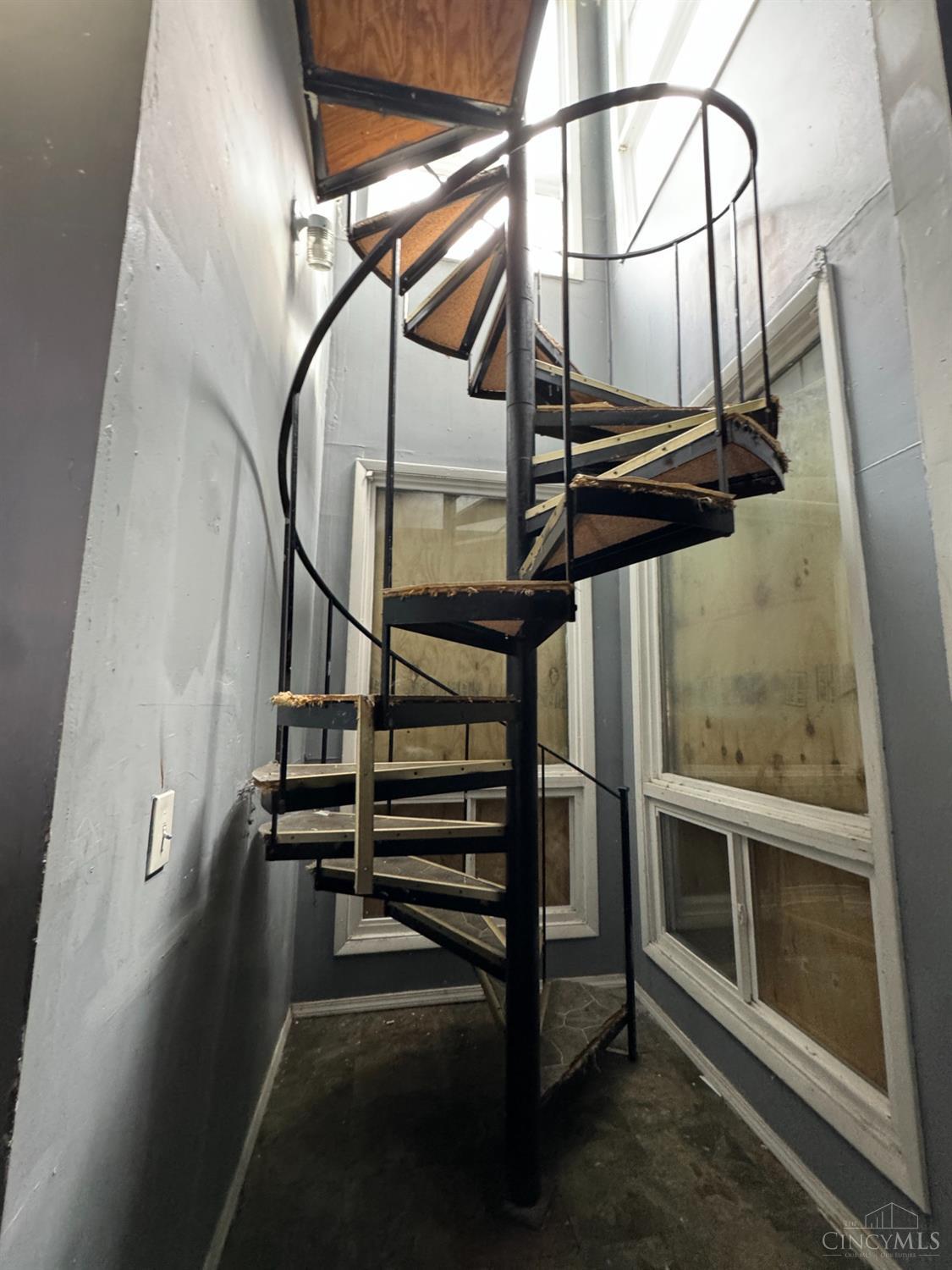 Cincinnati, Ohio 45214, United States, 3 Bedrooms Bedrooms, ,4 BathroomsBathrooms,Residential,Active,163614