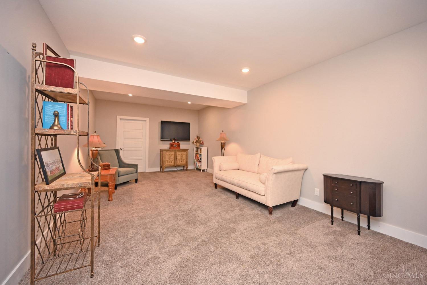 9927 Sean James Court, West Chester, Ohio image 44