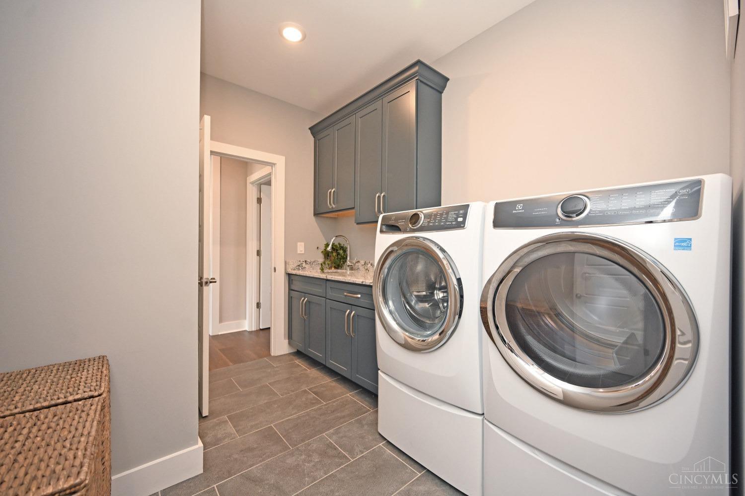9927 Sean James Court, West Chester, Ohio image 35