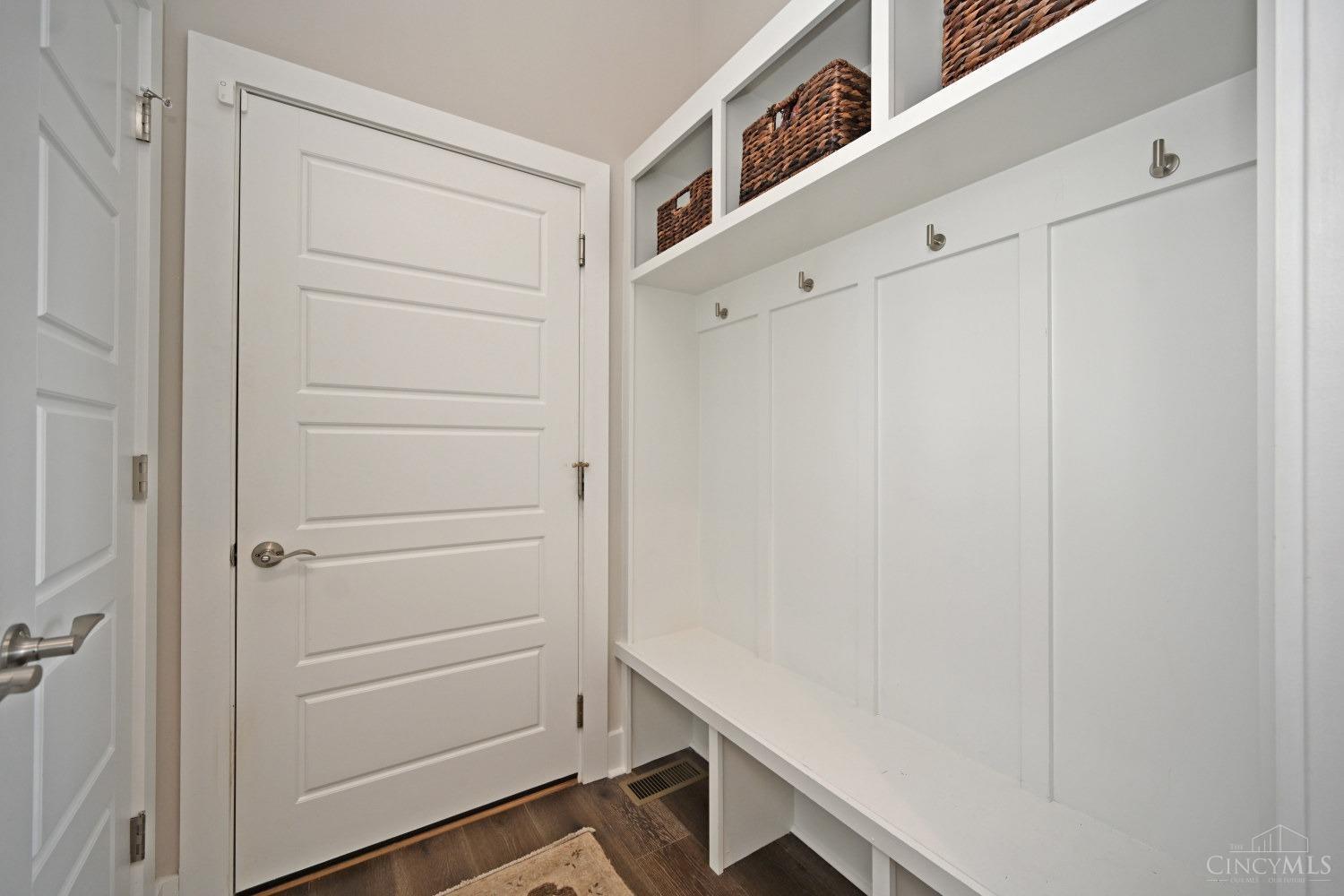9927 Sean James Court, West Chester, Ohio image 25