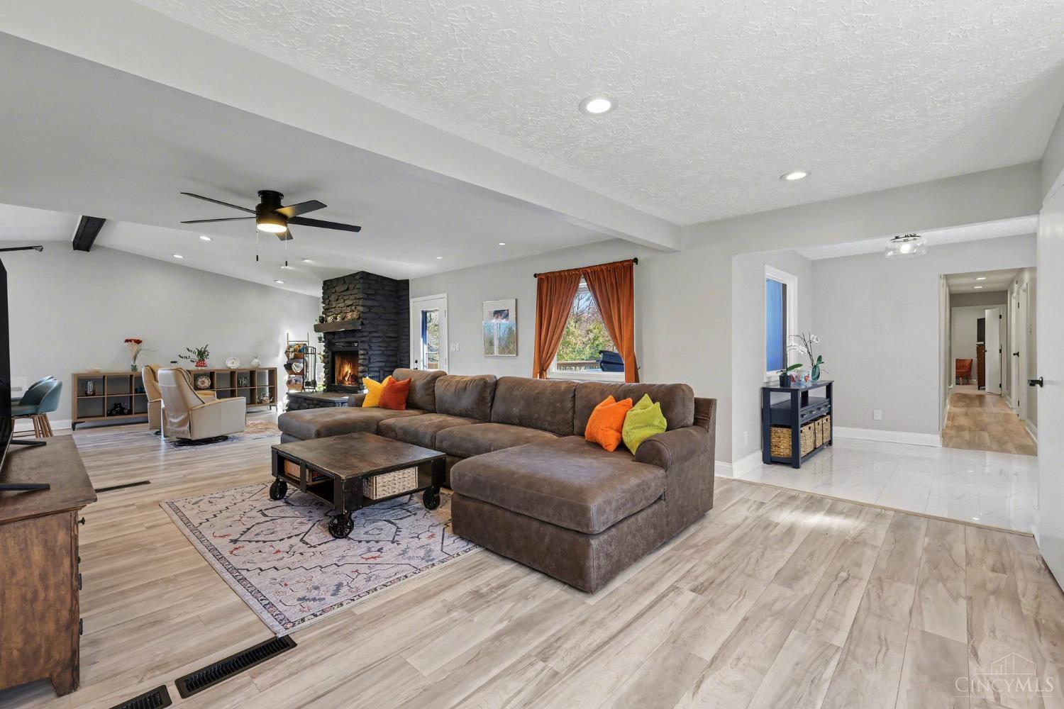 6594 Springdale Road