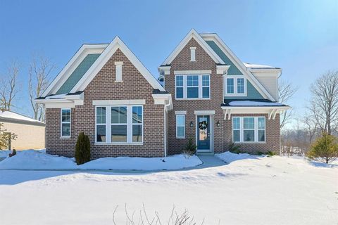 Photo of 5007 Bogey Court, Lebanon, OH 45036 (MLS # 1868390)