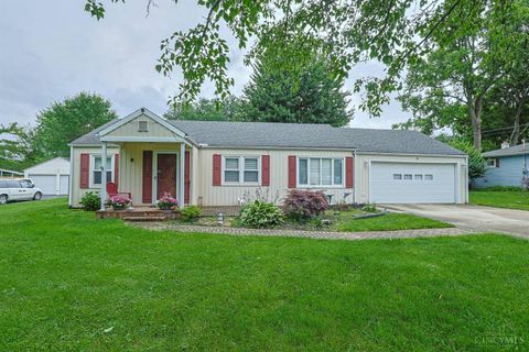 Homes For Sale - 122 Kenec Drive<br/> Butler County, Middletown, OH 45042