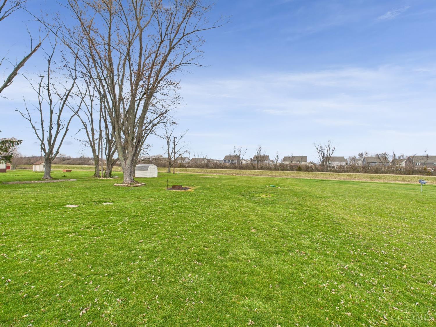 Clearcreek Twp., Ohio 45458, United States, 3 Bedrooms Bedrooms, ,1 BathroomBathrooms,Residential,Pending,97987
