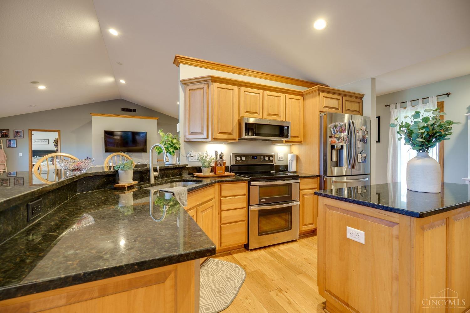 950 Ridgefield Road, Hamilton, Ohio image 5