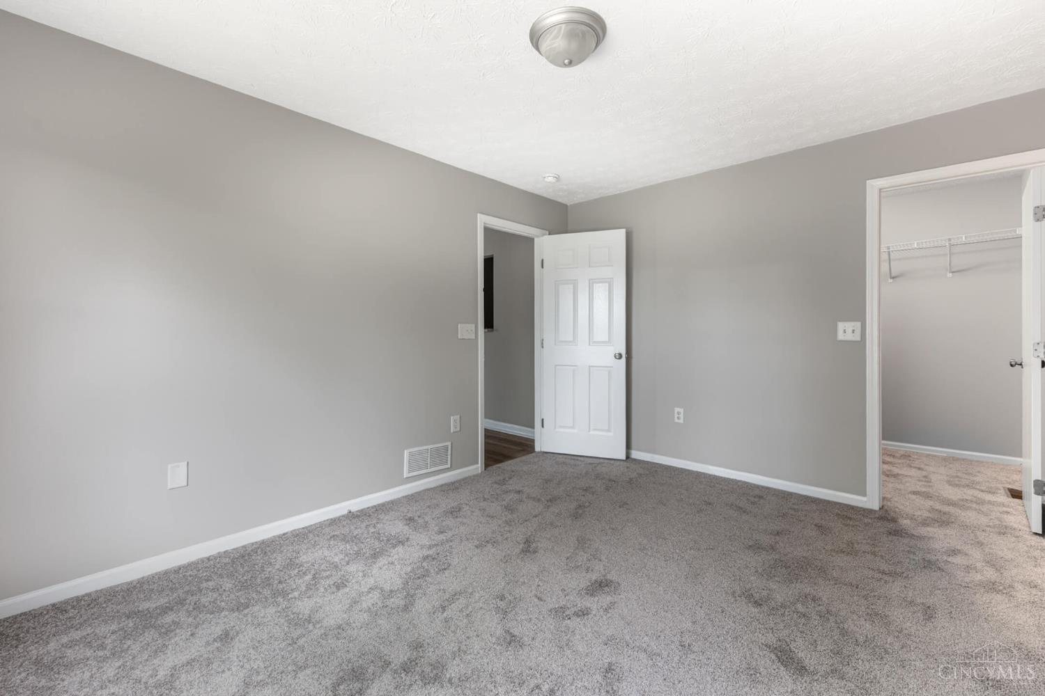 915 Kreider Court, Trenton, Ohio image 17