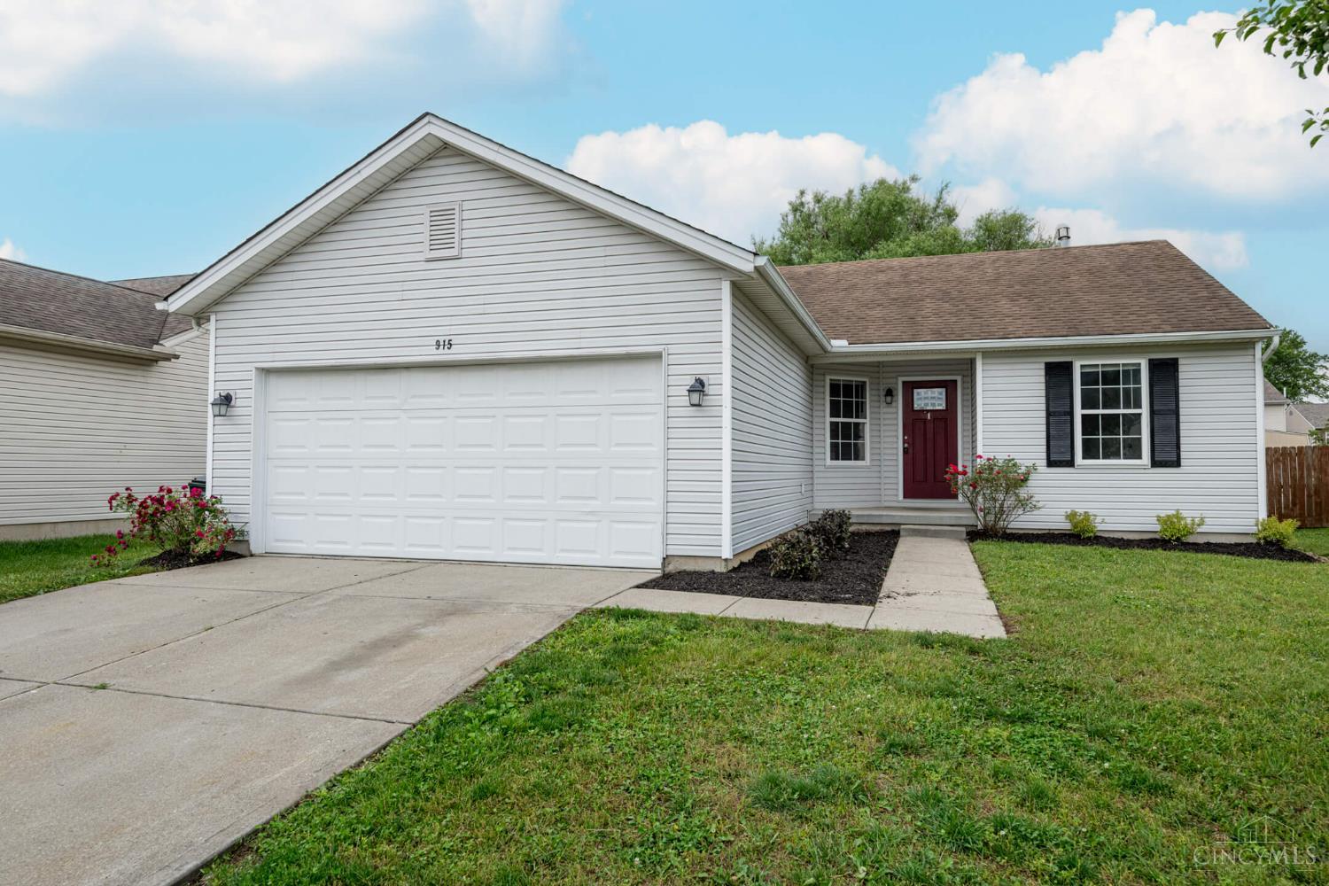 915 Kreider Court, Trenton, Ohio image 1