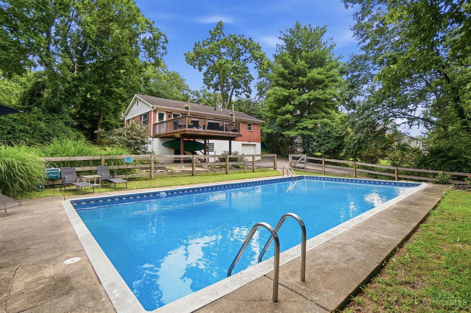 6038 Stanhill Court