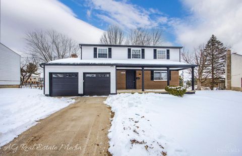 Photo of 12167 Glencrest Court, Cincinnati, OH 45251 (MLS # 1868021)