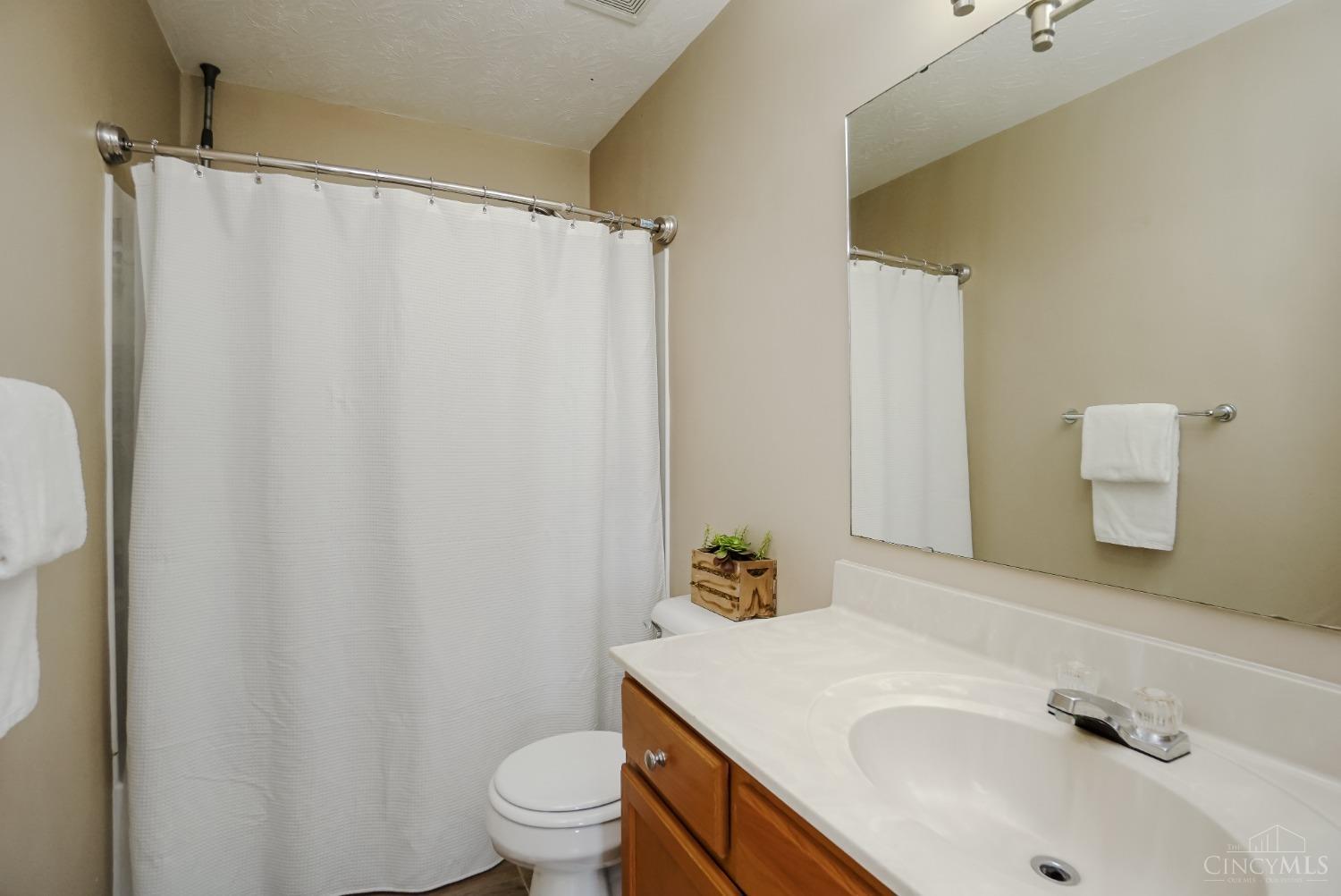 7700 Mourning Dove Lane, Hamilton, Ohio image 19