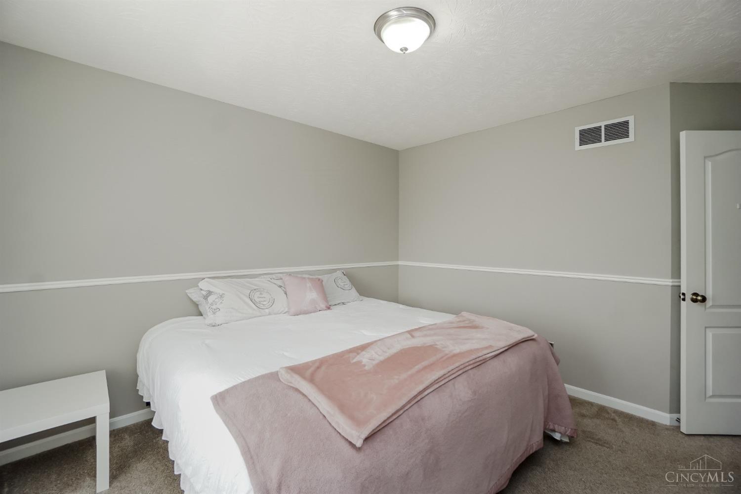 7700 Mourning Dove Lane, Hamilton, Ohio image 14