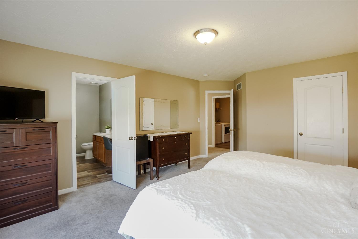 7700 Mourning Dove Lane, Hamilton, Ohio image 16