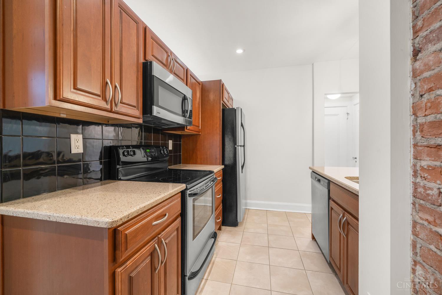 2324 Park Avenue #28, Cincinnati, Ohio image 8