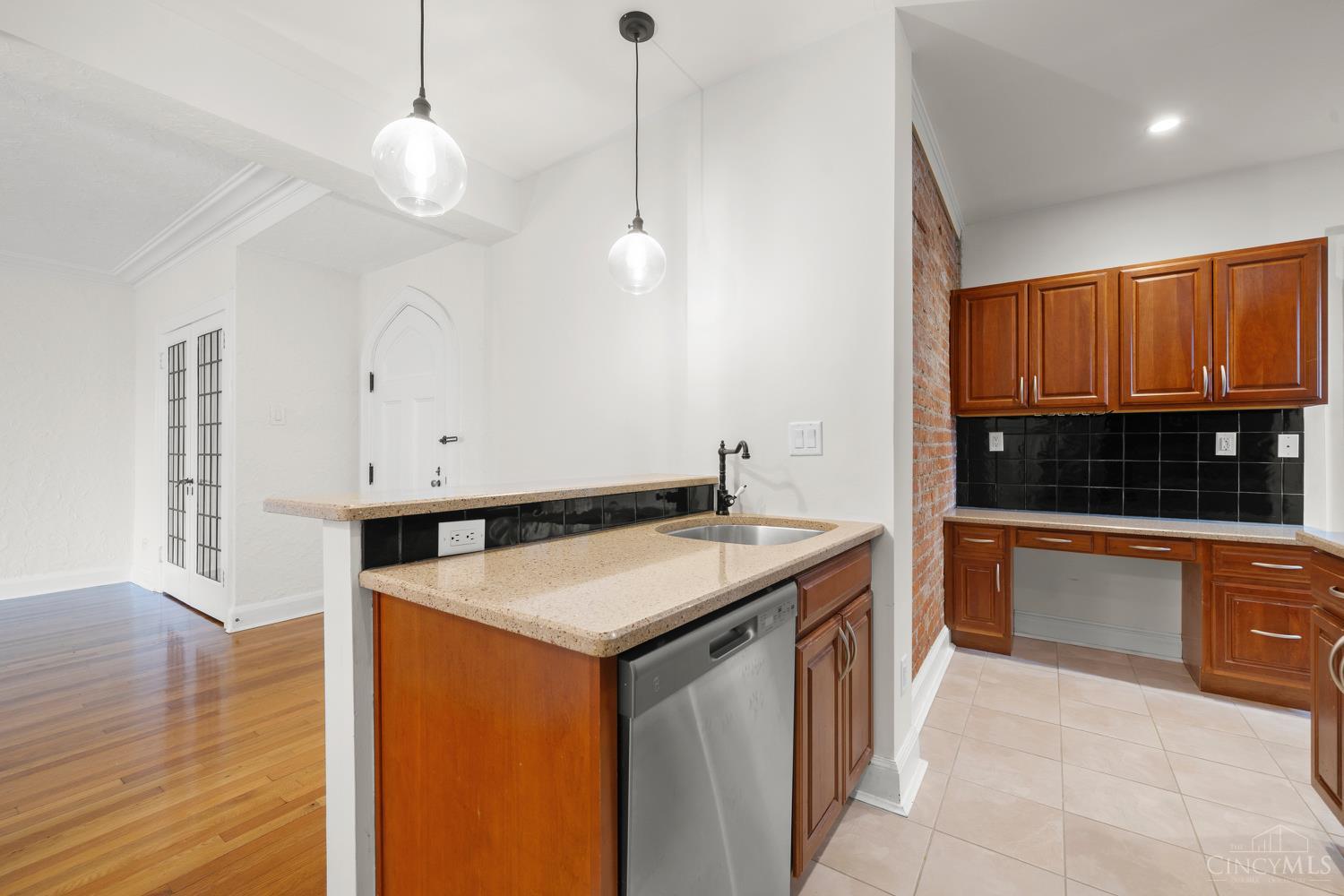 2324 Park Avenue #28, Cincinnati, Ohio image 7
